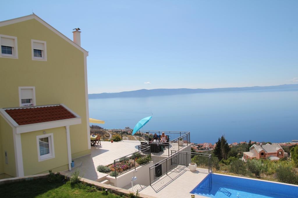 Villa Lilly Podgora Kamer foto
